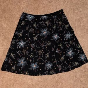 Beautiful Flower Skirt, size 16